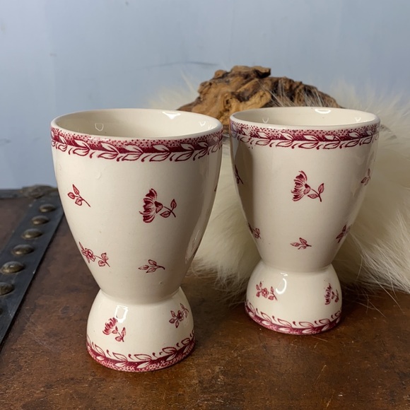 . Vintage Arabia Ceramic Egg Cups - Red Floral Pattern Server Egg Cups - Picture 3 of 7